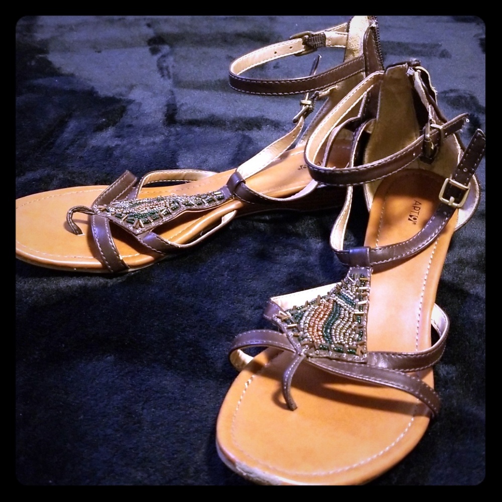Sandles